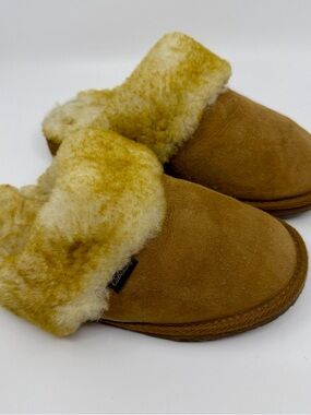 Cabela’s Genuine Shearling Suede Slippers Women’s Size 9M Brown Cozy Cabin